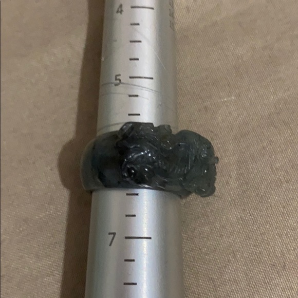 Real jade stone dragon ring - Picture 4 of 4